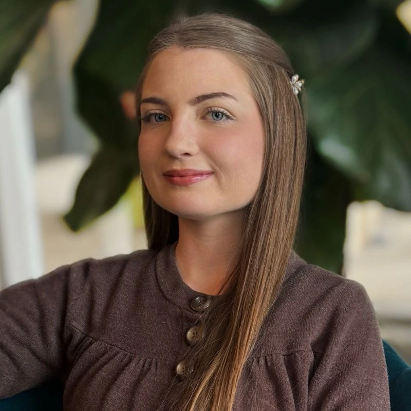 Lindsey_at_Triniti_Salon_&_Head_Spa (1)